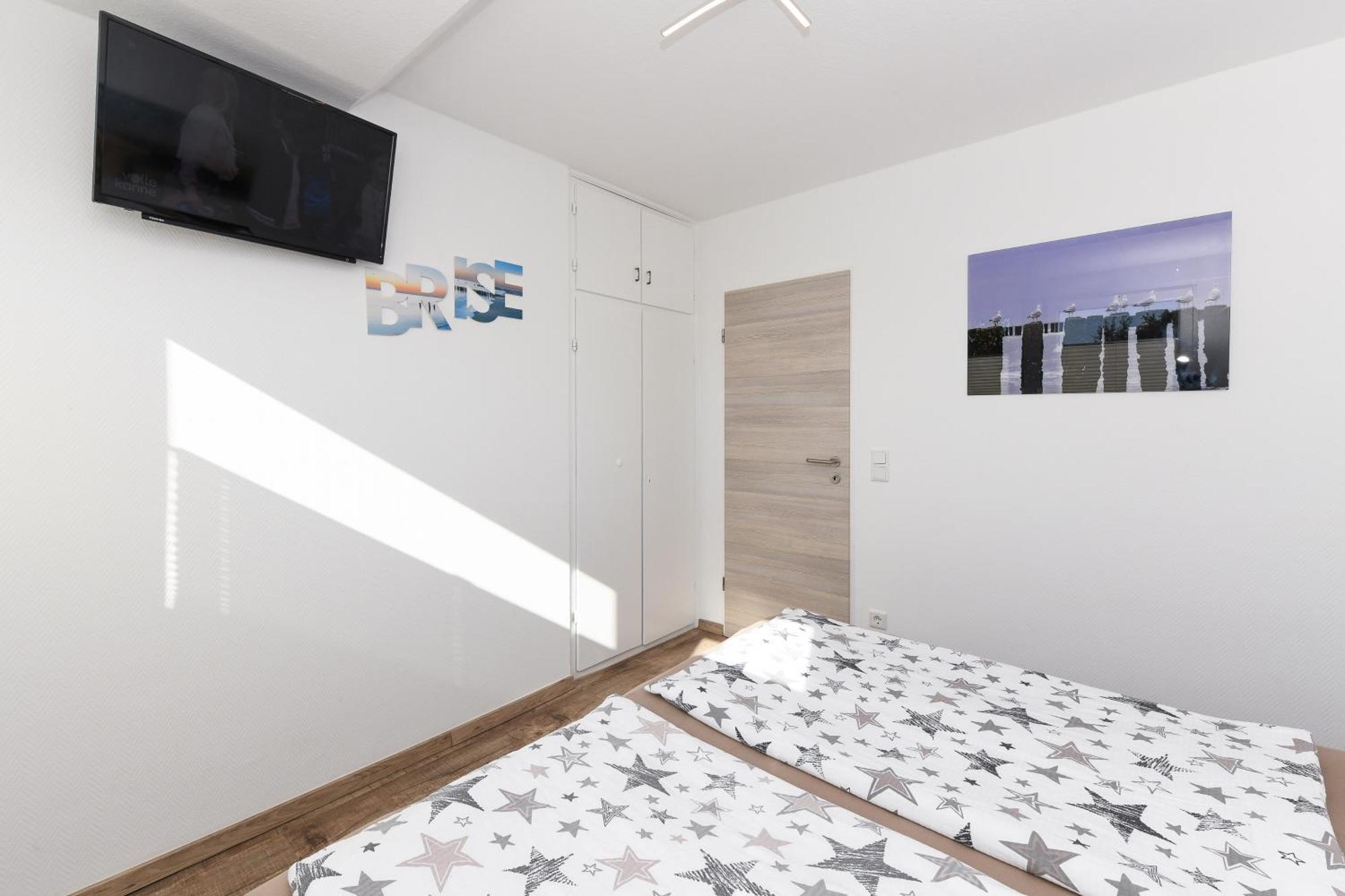 Ferienwohnung Haus Boje "Strandlaeufer" Neuharlingersiel Exterior foto